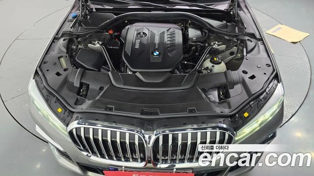 BMW 7 Series 2020 — ფოტო 6/20