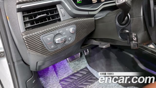 Audi A4 2022 — фото 16 из 20