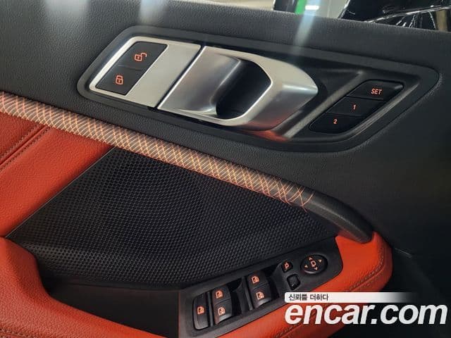 BMW 1 Series 2021 — фото 12 из 20