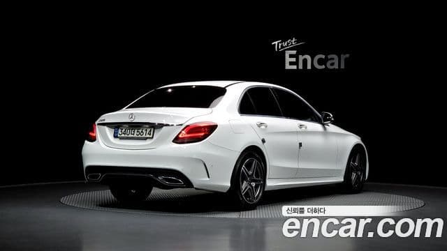 Mercedes-Benz C-Class 2021 — Фото 2/20