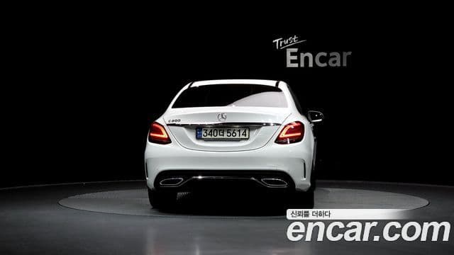 Mercedes-Benz C-Class 2021 — Фото 4/20