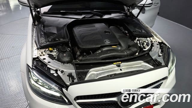 Mercedes-Benz C-Class 2021 — Фото 6/20