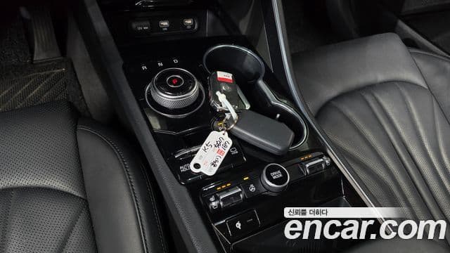 Kia K5 2020 — фото 8 из 20