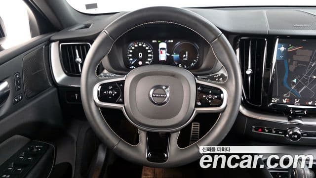 Volvo XC60 2020 — Şəkil 13/20