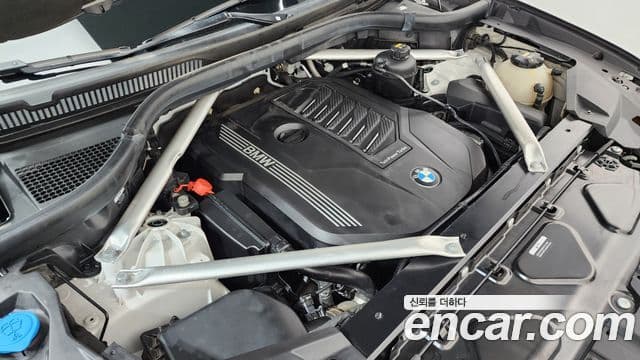 BMW X5 2023 — ფოტო 6/20