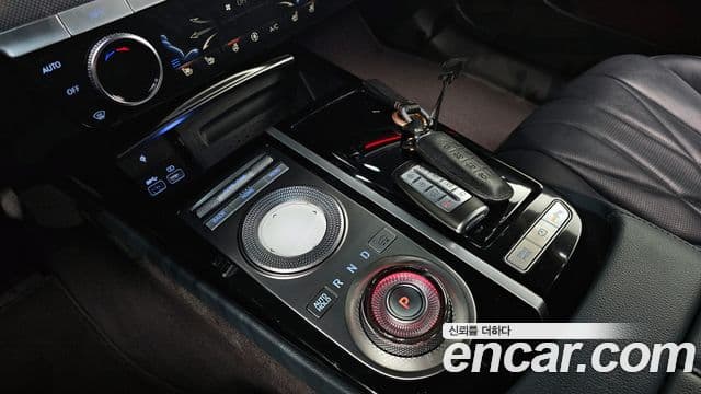 Genesis Electrified G80 2021 — ფოტო 9/20