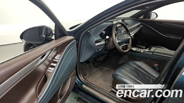 Genesis Electrified G80 2021 — ფოტო 11/20