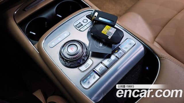 Genesis G90 2023 — Şəkil 9/20