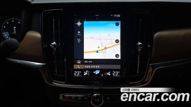 Volvo S90 2019 — фото 14 из 20