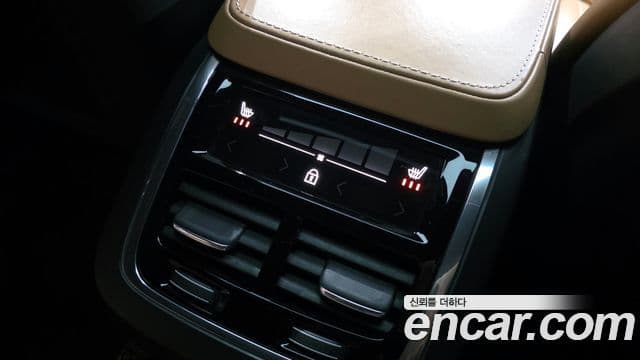 Volvo S90 2019 — Şəkil 18/20