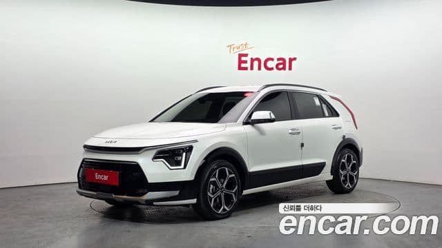 Kia Niro 2025 — ფოტო 1/20