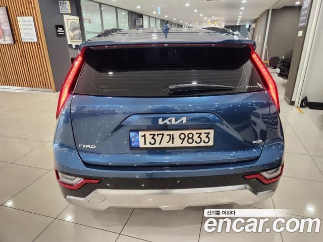 Kia Niro 2022 — Şəkil 3/20
