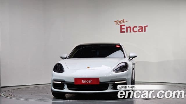 Porsche Panamera 2018 — Şəkil 2/20