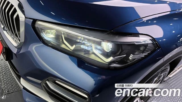 BMW X5 2020 — Photo 8/30