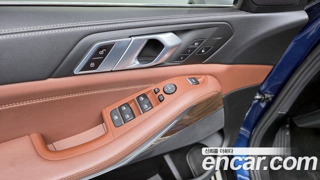 BMW X5 2020 — Photo 15/30