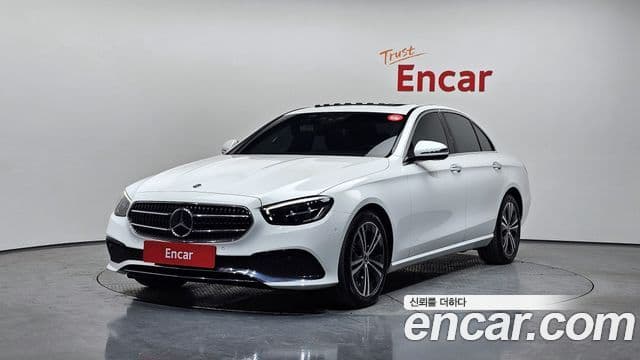 Mercedes-Benz E-Class 2021 — ფოტო 1/20