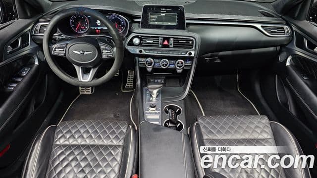 Genesis G70 2018 — ფოტო 7/20