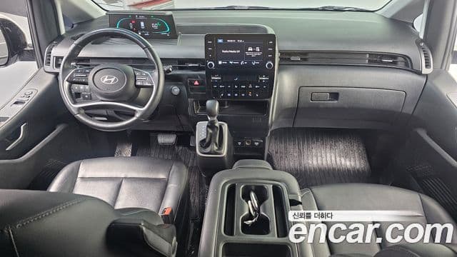 Hyundai Staria 2024 — Şəkil 7/20