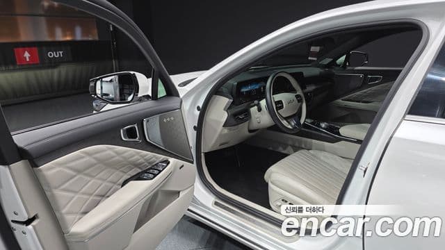 Kia K8 2021 — Şəkil 10/20