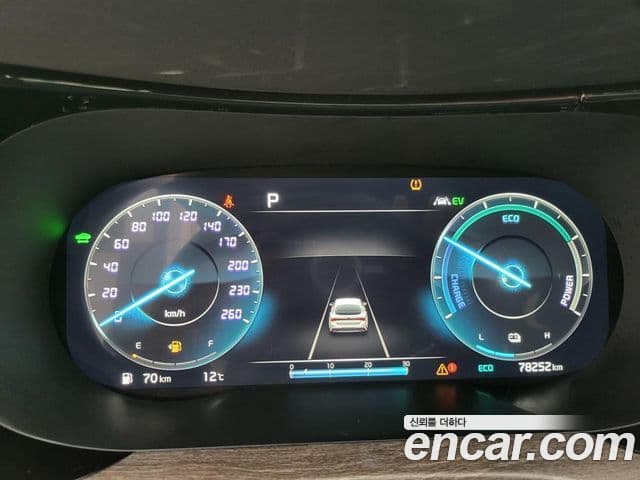 Kia K5 2021 — ფოტო 7/19