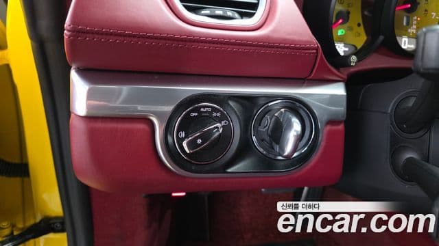 Porsche 718 Boxster 2018 — Photo 2/20