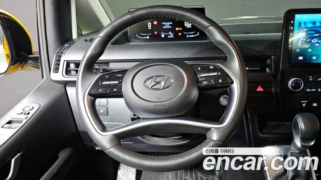 Hyundai Staria 2023 — Фото 12/20