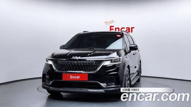 Kia Carnival 2021 — фото 3 из 20