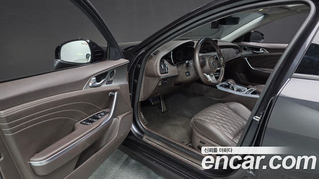 Kia Stinger 2021 — Şəkil 10/20