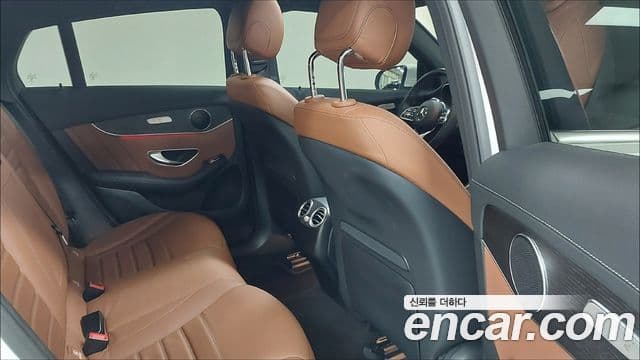 Mercedes-Benz GLC-Class 2023 — фото 8 из 17