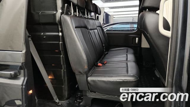 Hyundai Staria 2022 — ფოტო 12/20