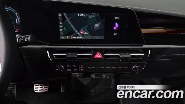 Kia Niro 2025 — Şəkil 14/20