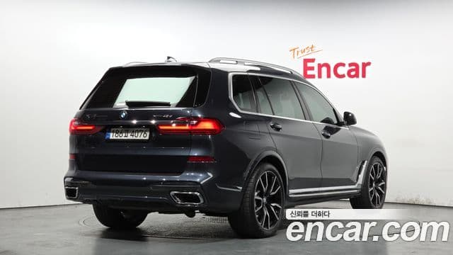 BMW X7 2022 — ფოტო 3/20