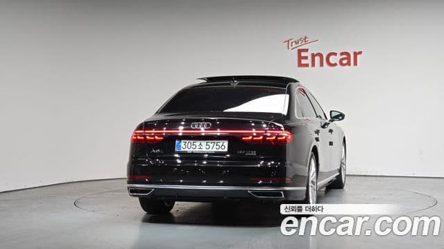 Audi A8 2020 — ფოტო 4/20