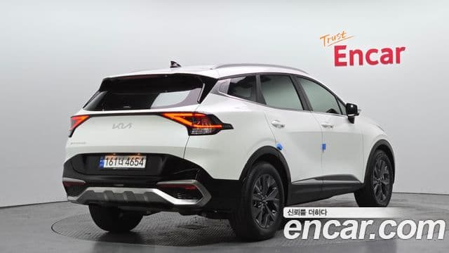 Kia Sportage 2023 — Şəkil 2/20