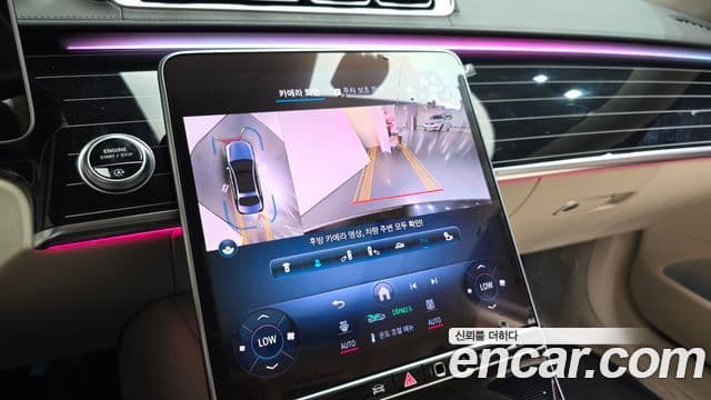 Mercedes-Benz S-Class 2022 — Photo 17/36
