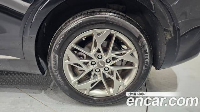 Genesis GV70 2021 — ფოტო 5/20