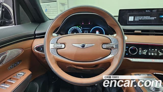 Genesis GV70 2021 — ფოტო 13/20