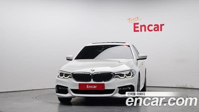 BMW 5 Series 2018 — ფოტო 3/20