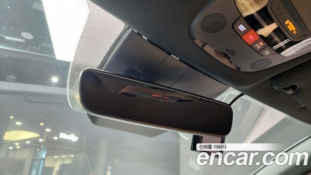 Kia K5 2023 — Photo 9/31