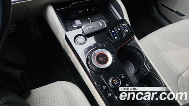 Kia Sportage 2022 — ფოტო 9/20