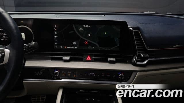 Kia Sportage 2022 — ფოტო 14/20