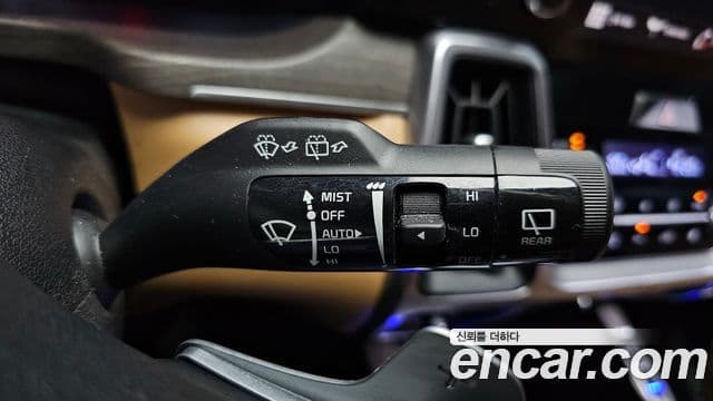 Kia Sorento 2022 — Şəkil 18/20