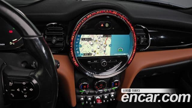 Mini Cooper S Convertible 2022 — фото 14 из 20