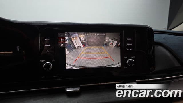 Kia Carnival 2023 — Фото 15/20