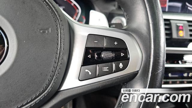 BMW X4 2021 — Photo 33/34