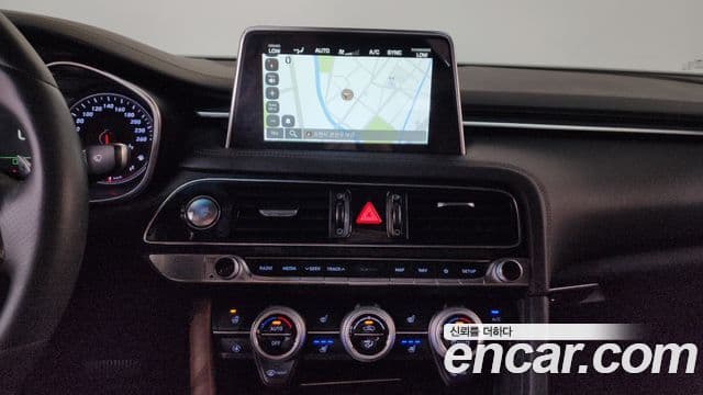 Genesis G70 2019 — Şəkil 13/20