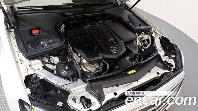 Mercedes-Benz E-Class 2019 — Фото 6/20