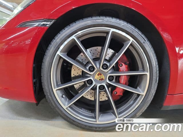 Porsche 911 2020 — Photo 10/20