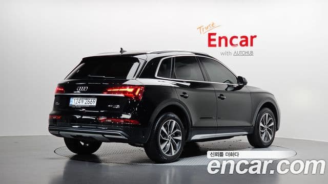 Audi Q5 2023 — Şəkil 2/20