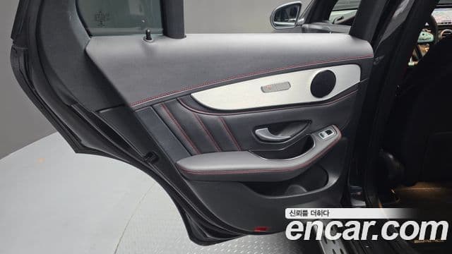 Mercedes-Benz GLC-Class 2022 — Şəkil 19/20